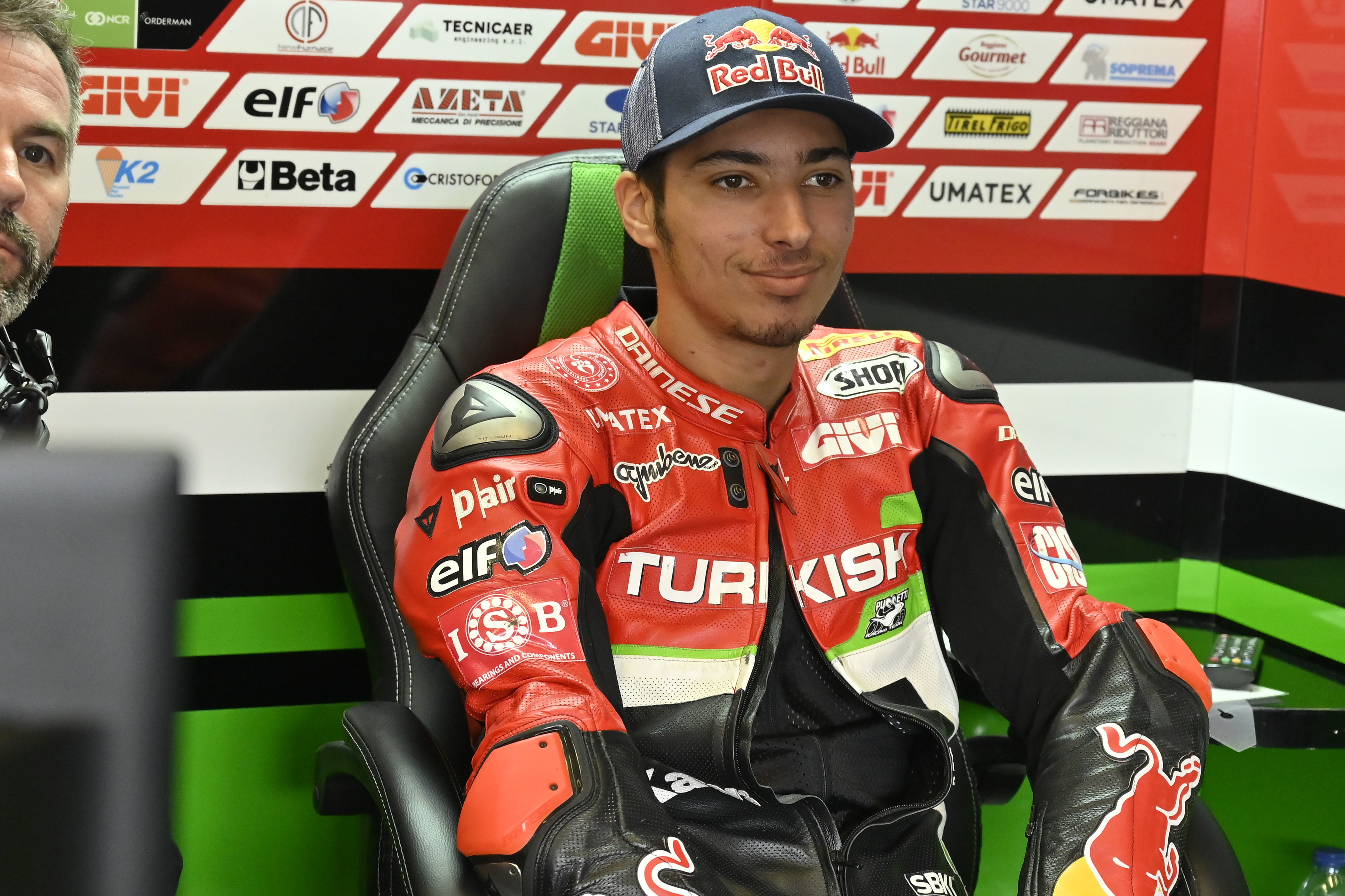 Superbike La Yamaha Strappa Razgatlioglu Alla Kawasaki News