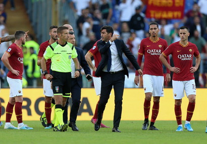 Roma-Cagliari, tensione a fine partita: Fonseca espulso - foto 8