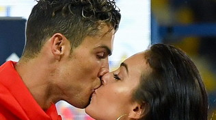 Cristiano Ronaldo-Georgina, che bomba! "Nozze segrete in Marocco"