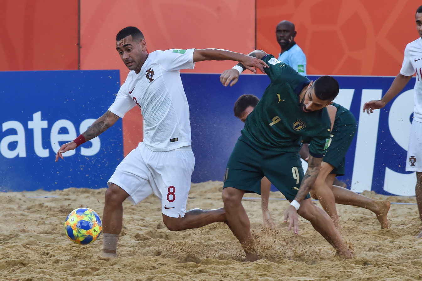 Mondiali beach soccer, Portogallo campione: Italia k0 6-4 - foto 1