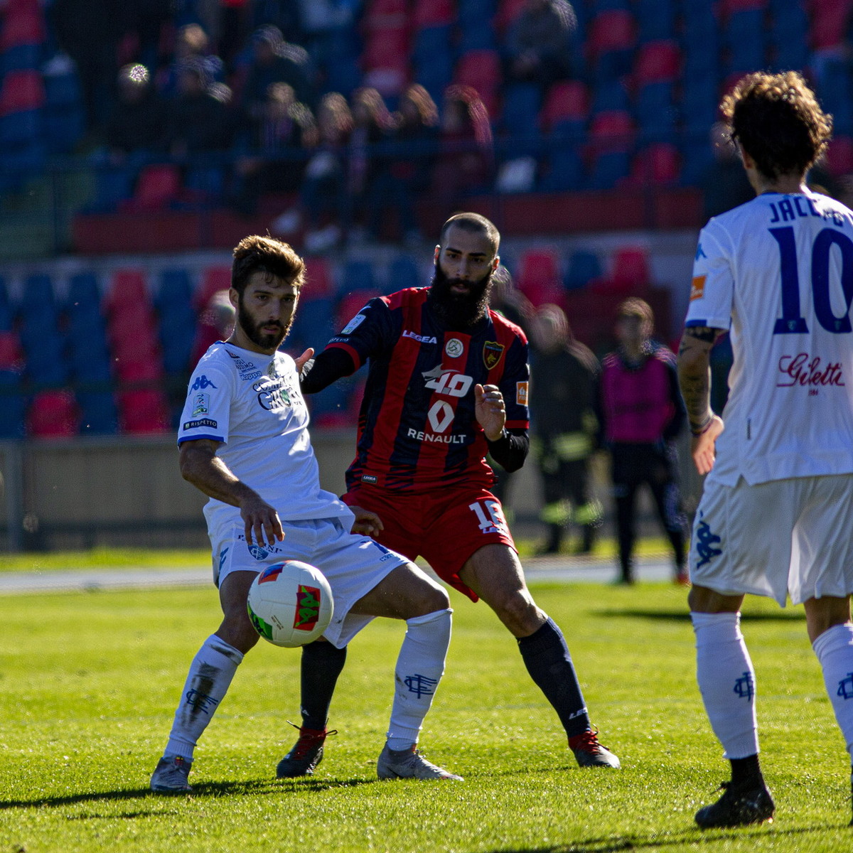 Serie B: Baez fa respirare il Cosenza, Empoli sconfitto e arrabbiato