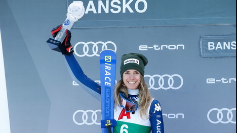 Bassino, splendida 2.a dietro la Shiffrin | Cade la Brignone