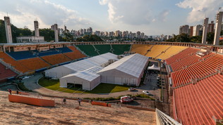 &nbsp;Lo stadio&nbsp;Pacaembu di San Paolo (casa del Corinthians prima della realizzazione del nuovo impianto nel 2014) trasformato in ospedale da campo con 200 posti letto