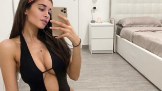 Jori Delli, la spiaggia &egrave;... in casa