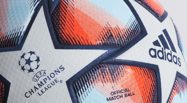 Adidas zyrtarisht ka zbuluar topin për fazën e grupeve të këtij sezoni në Ligën e Kampionëve, i cili fillon më 20 tetor.  & quot; Për herë të parë, topi karakterizohet nga një dizajn unik që krijon thellësi;  përmes mbivendosjes së grafikëve me ngjyra të ndryshme.  Dizajni dinamik - lexon shënimin nga Uefa - mbështjell yjet e famshëm blu mbretërorë, duke lejuar njohjen e menjëhershme të identitetit të Champions League.  Brenda gjashtëkëndëshave, ju kaloni nga ngjyrat me ngjyrë koralesh në hije të kaltër-qielli që mishërojnë shpejtësinë dhe dritën.  Së bashku me pamjen e saj të rinovuar, topi është i pajisur me më të & ugrave;  teknologjia e fundit e Adidas Performance.  Sipërfaqja e topit gjithashtu ka një strukturë inovative që u ofron lojtarëve më të mirë në botë saktësi dhe kontroll edhe më të madh mbi topin.  Veshja e re e sipërfaqes së jashtme - e paraqitur në të gjitha topat zyrtarë të ndeshjeve të Adidas Champions League - ofron një kontroll të sigurt dhe kontroll të plotë, ndërsa panelet e lidhura termikisht sigurojnë performancën maksimale. "<br /> <br />