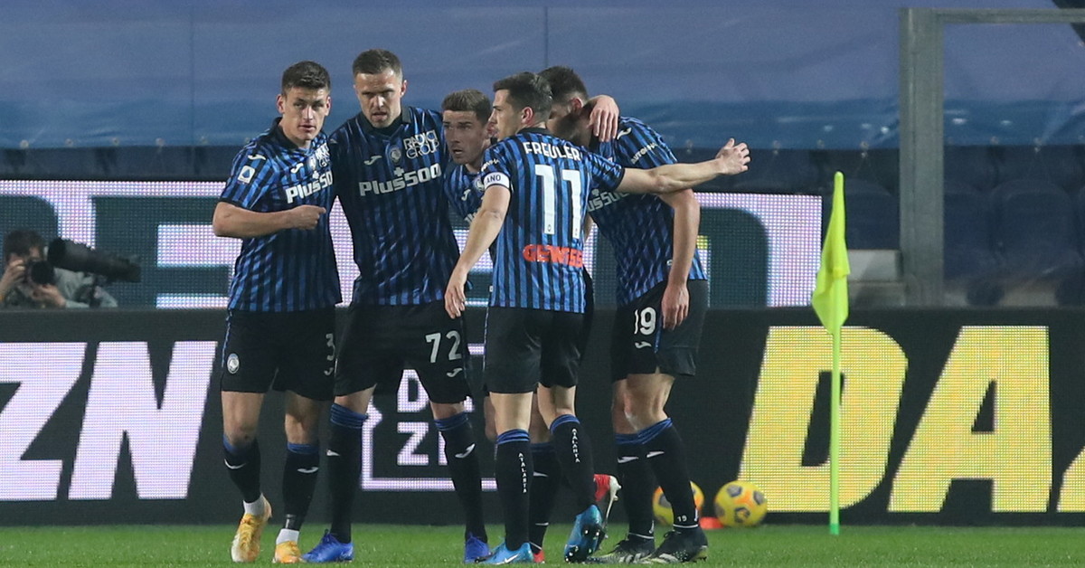 Serie A: l'Atalanta travolge il Crotone e aggancia la Juve al terzo posto | News - Sportmediaset