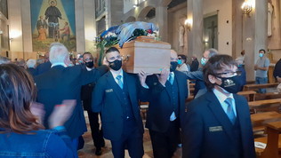 L'ultimo saluto alla "Roccia" Burgnich