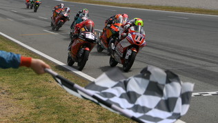 Rimonta perfetta e successo per Garcia, Acosta settimo