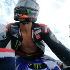 Quartararo penalizzato per la tuta aperta: chiude al 6&deg; posto | "Bandiera nera"