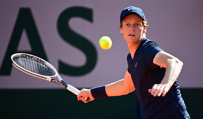 Nadal e Nole troppo forti per Sinner e Musetti: i due azzurri salutano Parigi