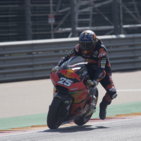 Raul Fernandez vince e spaventa ancora Gardner