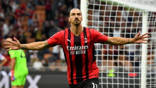 Leao vola, Ibra ruggisce: il Milan travolge la Lazio e vola in vetta