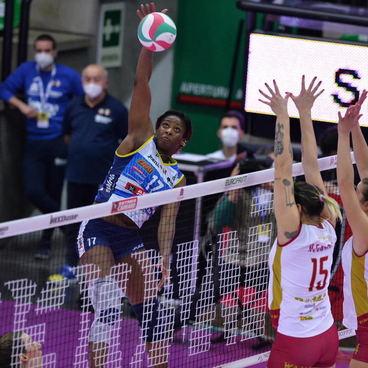 A1 donne, Conegliano sola in vetta. Superlega: Taranto travolge Verona