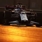 L'Alfa Romeo presenta nuovo nome e logo per il 2022: &quot;Spirito di coesione&quot;