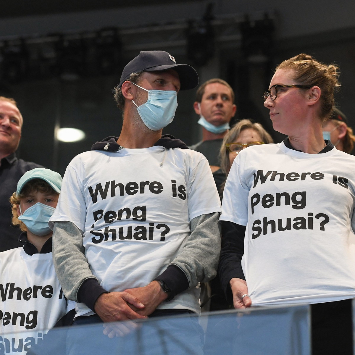 "Dov'è Peng Shuai?": attivisti distribuiscono magliette a Melbourne Park