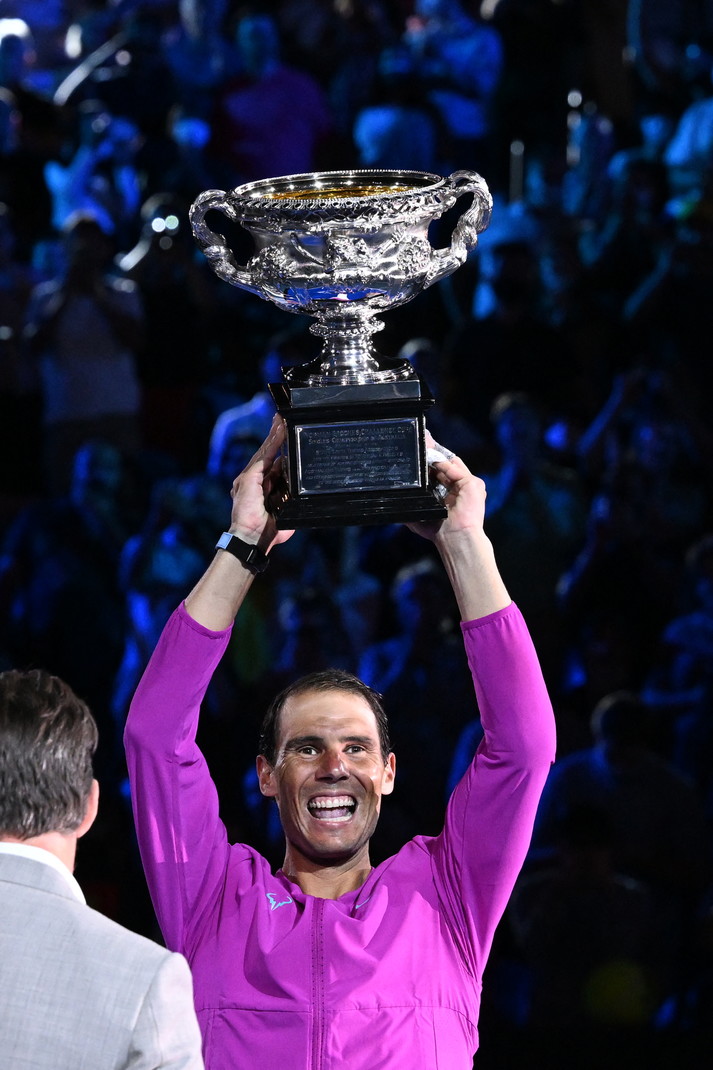 Tennis Strepitoso Nadal Rimonta Medvedev E Si Prende L Australian Open
