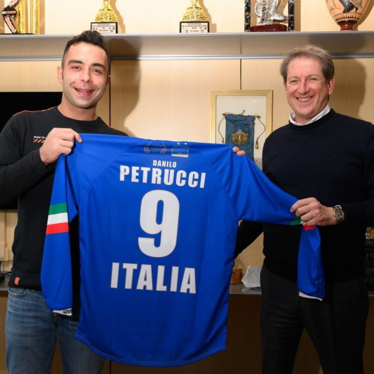 La Federmoto omaggia Petrucci dopo la Dakar, maglia azzurra per lui