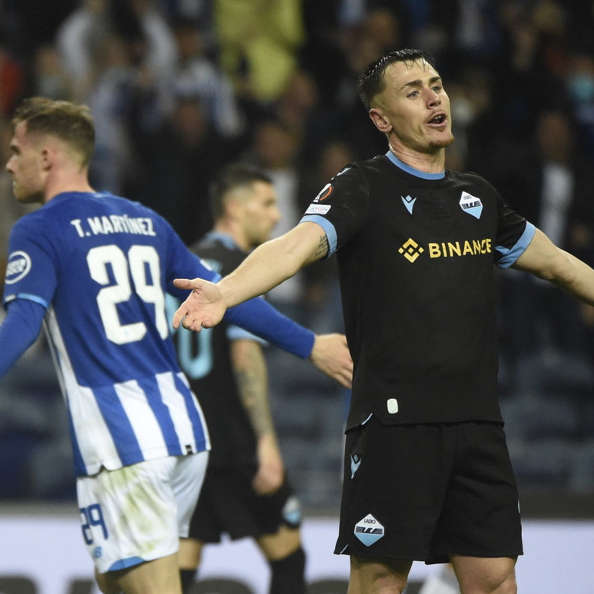 Zaccagni illude la Lazio, Martinez ribalta tutto con una doppietta