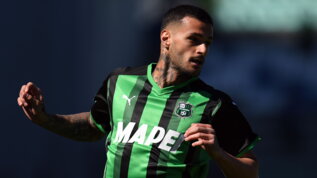 Sassuolo, Scamacca ha rinnovato: l&#39;attaccante ha firmato fino al 2026