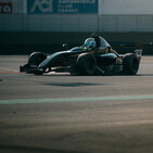 Pilota per un giorno alla guida della Predator&#39;s PC015