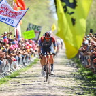 Ganna, che fatica: &quot;La Parigi-Roubaix mi ha fatto invecchiare di 40 anni&quot;