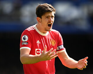 United, lettera minatoria per Maguire: "C'&egrave; una bomba in casa tua"