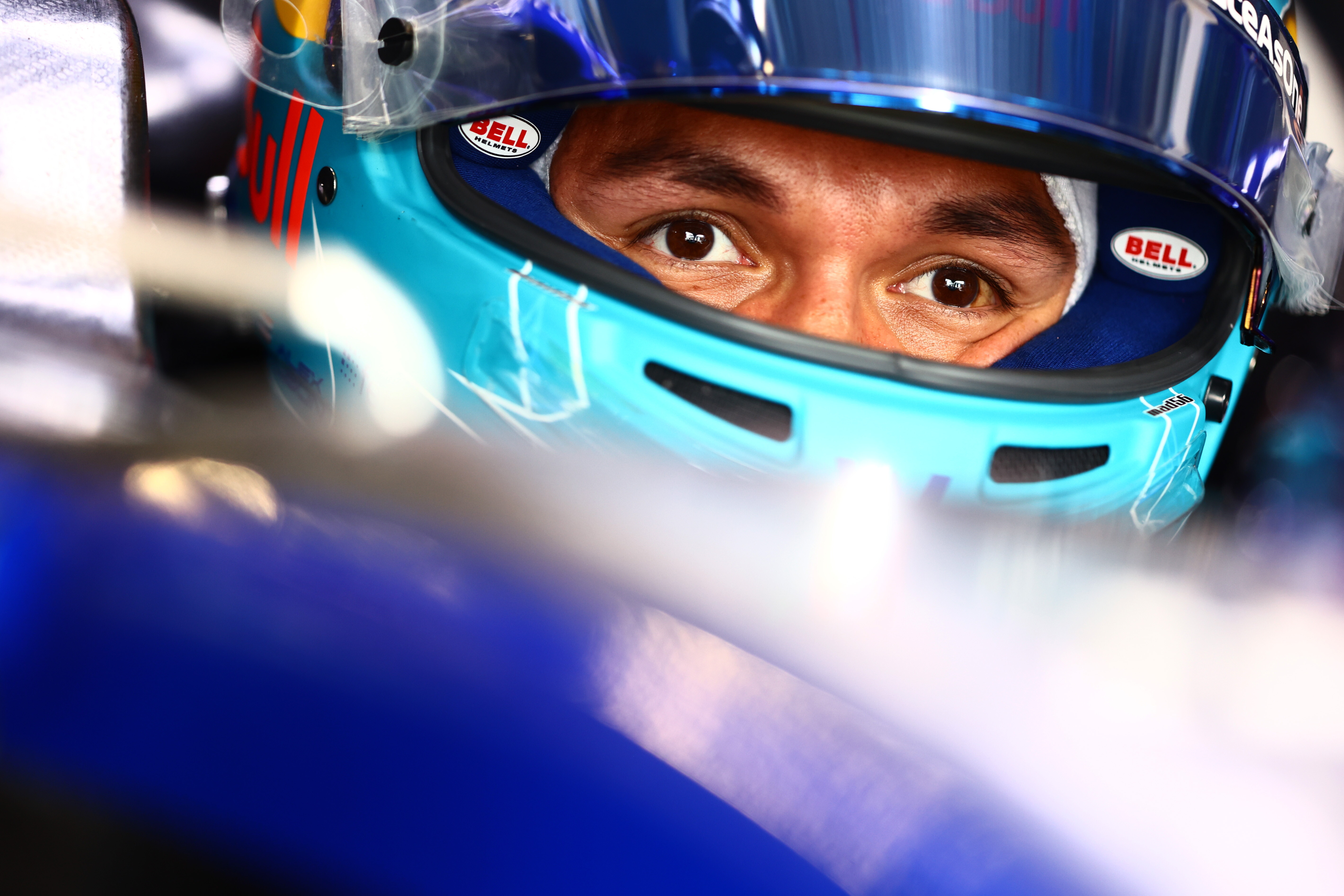Albon in azzurro: il casco per Miami by Mad56