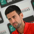Djokovic esalta Alcaraz: &quot;Oggi &egrave; il pi&ugrave; forte al mondo, tra i favoriti a Parigi&quot;