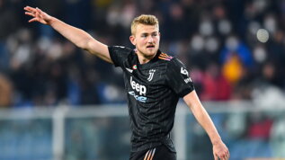 De Ligt-Juve, En osäker framtid: en förnyelse full av frågetecken