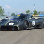 Pagani Huayra R, che bolide per Vicky Piria