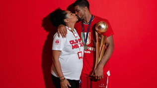 Kyle Hines resta a Milano: "Amo l'Olimpia e la citt&agrave;"