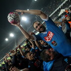 Ultima partita di Higuain: il Napoli lo ringrazia, ma i tifosi...