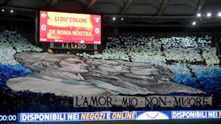 Derby di Roma, cori antisemiti dalla Nord | La Lazio: &quot;Li condanniamo&quot;