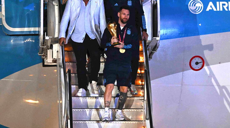 I campioni del mondo in Argentina con la Coppa: festa senza precedenti