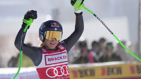 Goggia: "Obiettivo coppa di discesa e Mondiali. Senza goggiate avrei vinto di pi&ugrave;"