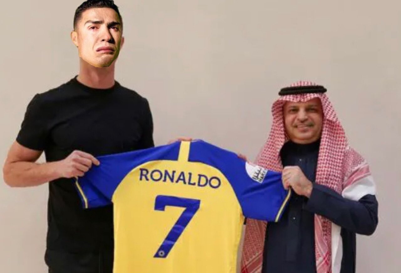 Cristiano Ronaldo all'Al Nassr i meme sui social Cristiano Ronaldo all'Al Nassr i meme sui social