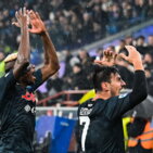 Osimhen ed Elmas affondano la Samp, il Napoli campione d'inverno