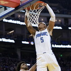 Vincono i Magic di Banchero, Golden State ritrova Curry ma va ko