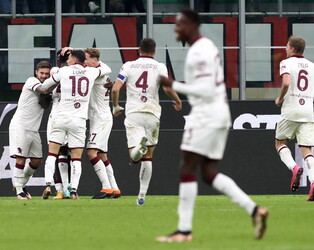 Adopo gela il Milan ai supplementari: rossoneri fuori, ai quarti va il Torino