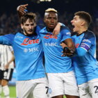 Napoli esagerato, Juve umiliata e fuga&nbsp;per lo scudetto: Osimhen show