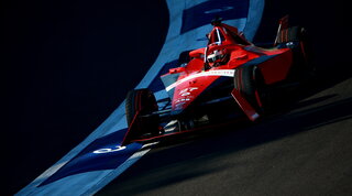 Dennis d'autorit&agrave; a Mexico City, deludono Penske&nbsp; e Maserati