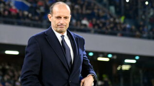 Allegri: &quot;Ricompattarsi e pensare al campo. Il -15 non cambia niente&quot;