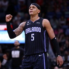 Banchero travolge Detroit, vincono Milwaukee e Denver  &nbsp;