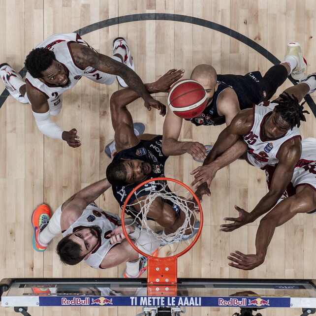 Milano-Venezia con la Red Bull Energy Cam