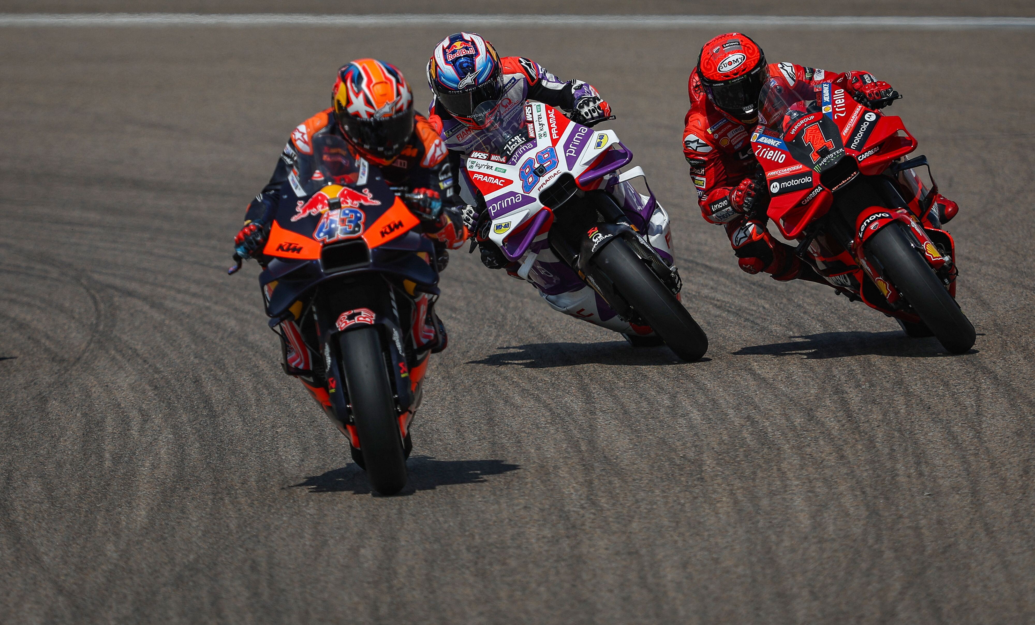 MotoGP, Martin piega Bagnaia e fa sua la sprint del Sachsenring