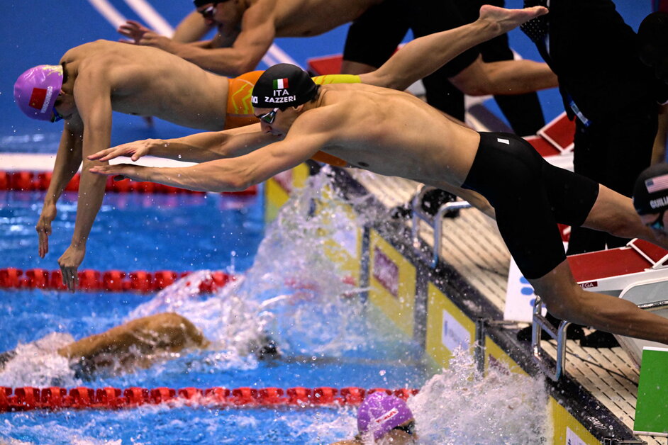 Mondiali di nuoto, Italia da argento nella staffetta gli scatti più belli