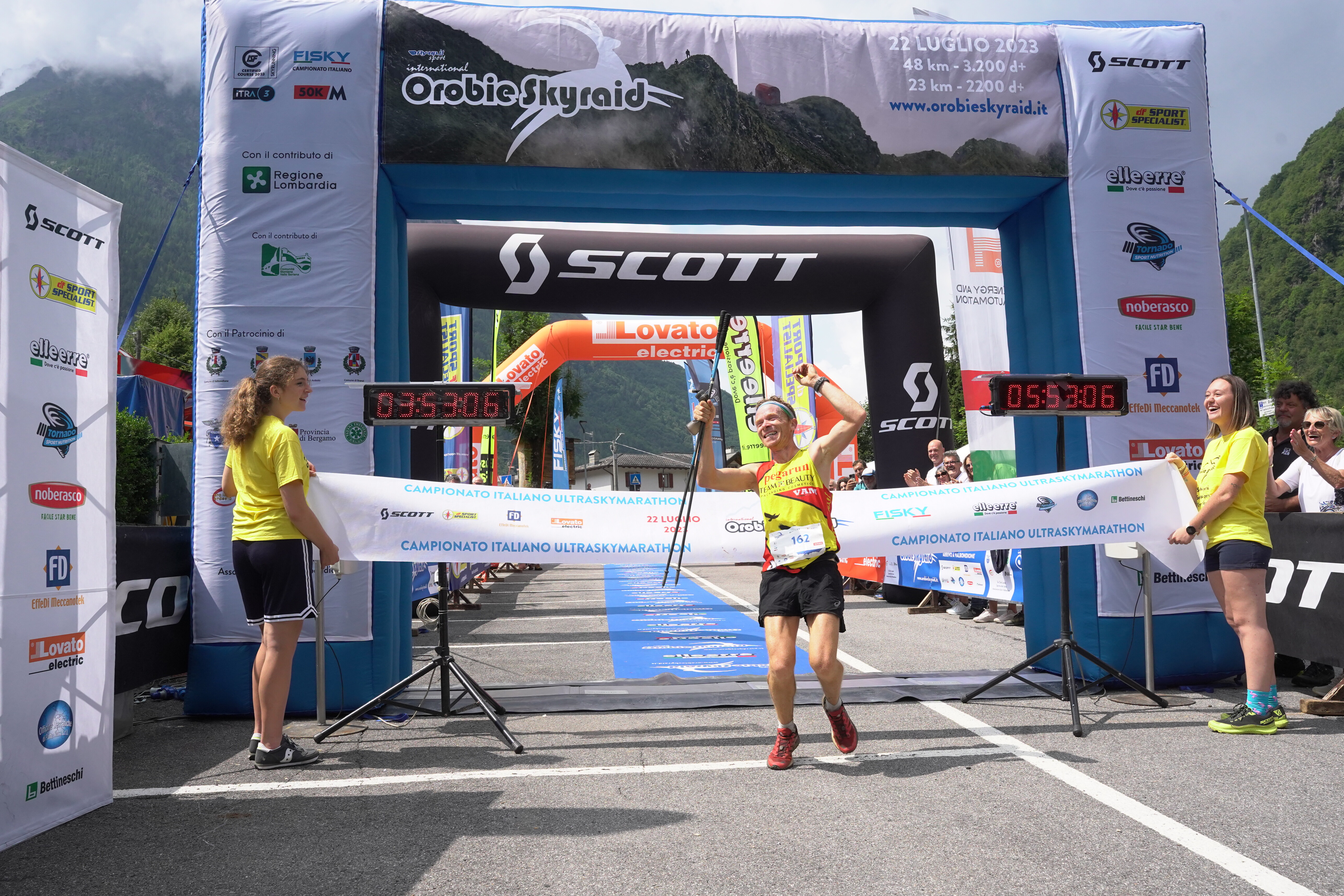 International Orobie Skyraid: Arrigoni e Spagnol campioni italiani UltraSkyMarathon - foto 1