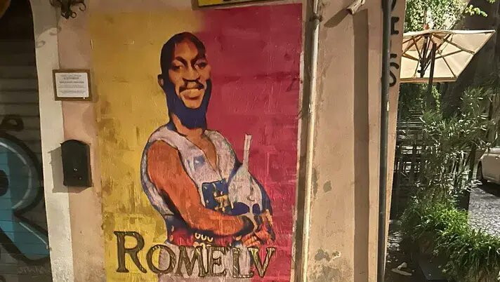 A Roma è già Lukaku-mania, primo murales in città per Big Rom - foto 1