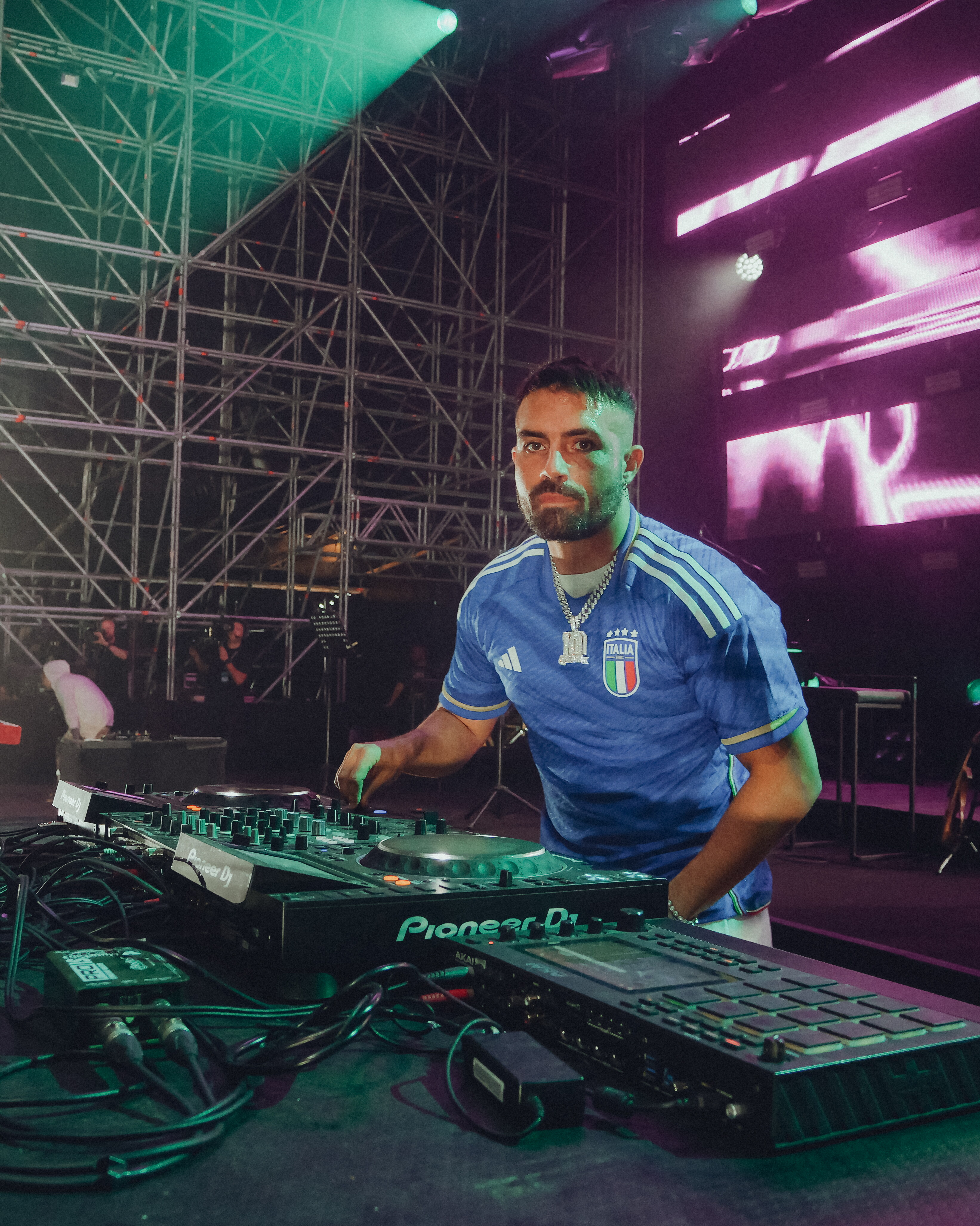 Milano si veste d'azzurro per la Nazionale - foto 3