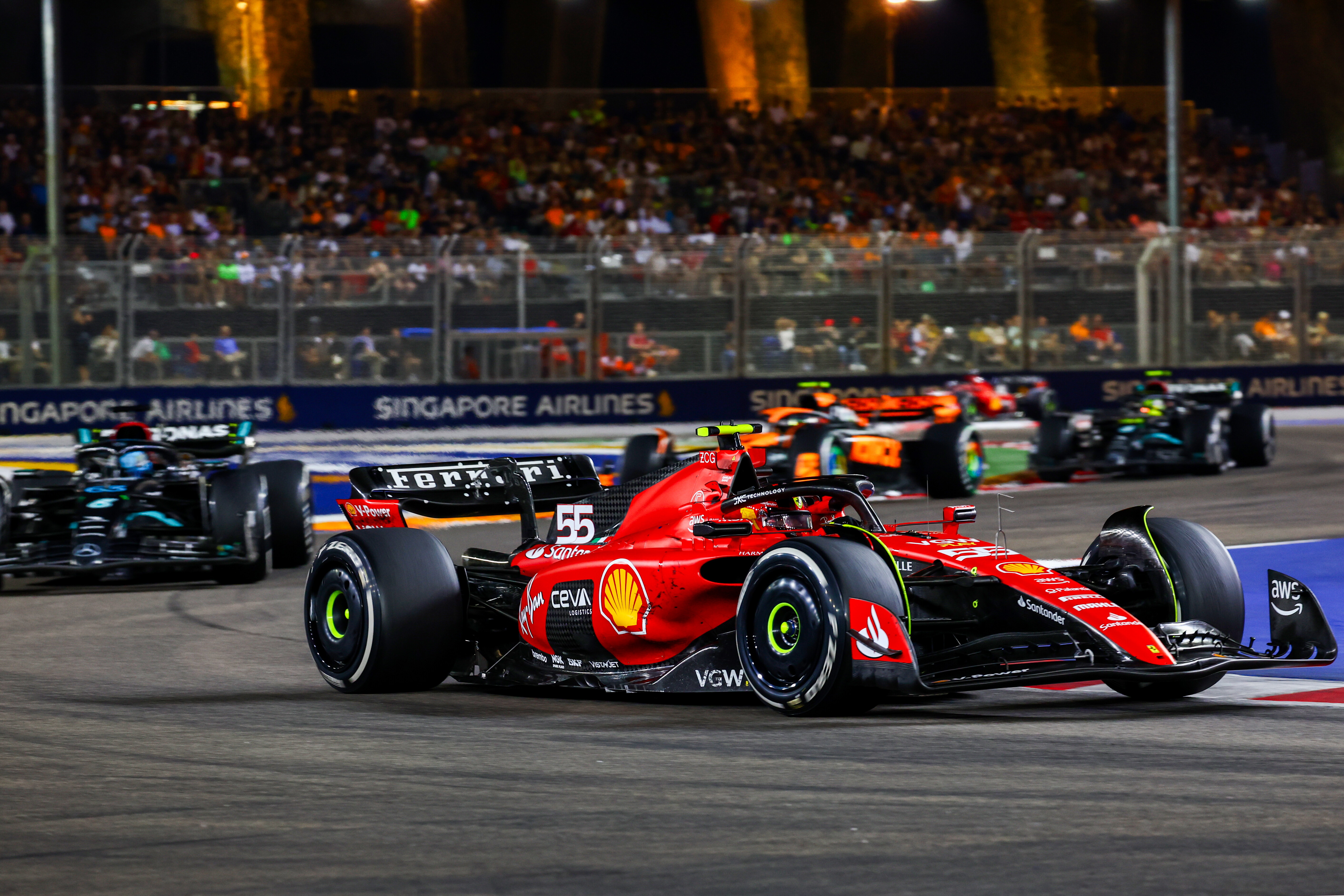 Arnoux: "Sainz mi ha ricordato Villeneuve a Jarama, Leclerc deve stare tranquillo" - foto 3